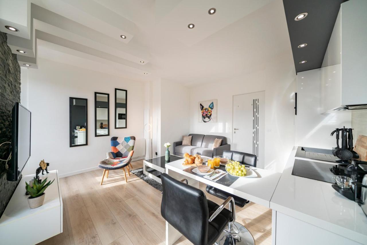 Frontiere Monaco, Appartement Renove Entierement - Ag Beausoleil Luaran gambar